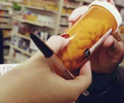Sănătatea a ajuns la fundul sacului. Statul a cerut bani de la producătorii de medicamente