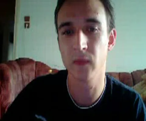 Românii au postat mesaje video pe REALITATEA.NET şi au cerut RESPECT