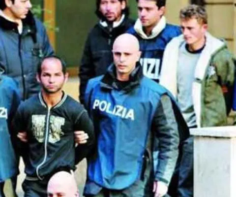 Procurorul italian a propus o pedeapsă de 16, respectiv 10 ani pentru cei doi români acuzaţi de viol, care au scandalizat Italia în februarie