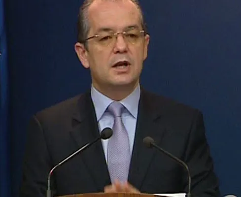 Boc: Aş fi onorat ca un Guvern pe care îl reprezint să cadă din cauza legii pensiilor