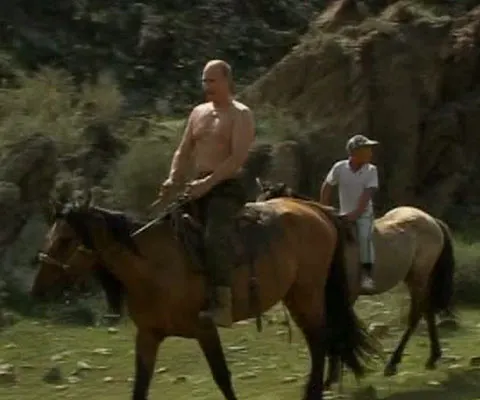 Premierul Rusiei, Vladimir Putin, a împlinit miercuri 57 de ani. VEZI IMAGINI