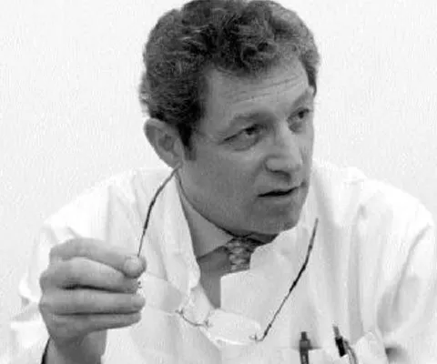 Adrian Streinu-Cercel se întâlneşte cu sindicatele din sănătate