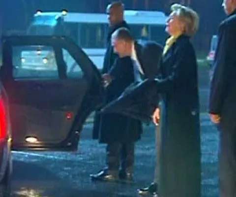Hillary Clinton se află într-o vizită oficială la Moscova