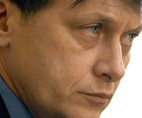 Crin Antonescu: Decizia lui Băsescu este iresponsabilă, vom sesiza Curtea Constituţională