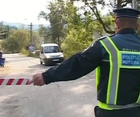 Maşina cu care se deplasa prefectul de Suceava a fost implicată într-un accident rutier