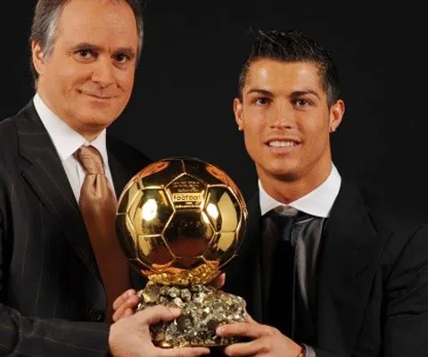 Vezi aici cine sunt cei de 30 de fotbalişti nominalizaţi la "Balonul de Aur"