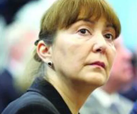 PD-L nu a facut nicio propunere pentru postul de prim-ministru. Varianta cu Monica Macovei, o petardă, scrie Gardianul
