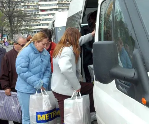 Veteranii şi pensionarii vor plăti integral costul călătoriilor cu transportul rutier de persoane