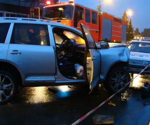 Cluj-Napoca: Un bărbat a murit şi două femei au ajuns în comă la spital în urma unui grav accident