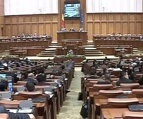 Grupurile PD-L au depus la Parlament proiectul de Lege a pensiilor elaborat de Guvern