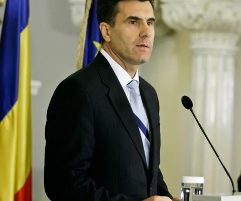 Lucian Croitoru anunţă componenţa noului Guvern
