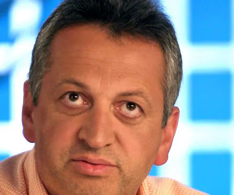 Relu Fenechiu: Băsescu are interesul ca Guvernul Boc să rămână până după alegeri