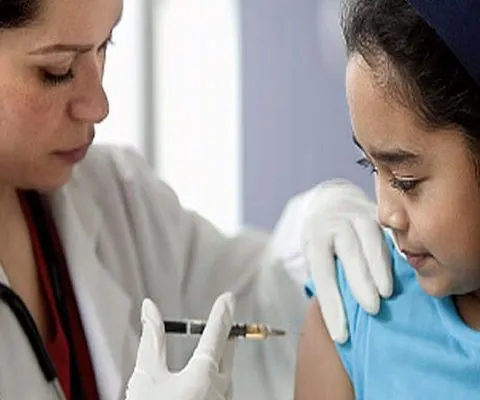 Vaccinurile de care avem nevoie pentru focarele de gripă nouă, foarte greu de găsit, spune Streinu-Cercel