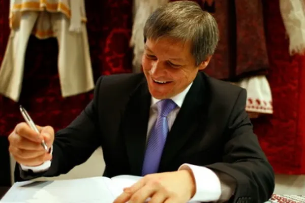 Ministrul italian al Agriculturii îl felicită pe Cioloş pentru portofoliul atribuit în CE