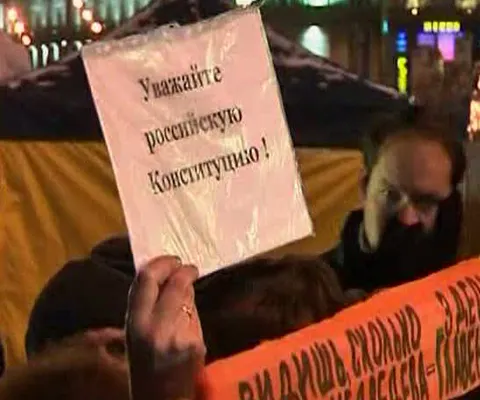 Un protest anti-Putin s-a lăsat cu intervenţii violente din partea poliţiei, în Rusia