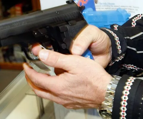 Un presupus criminal a fost prins în Italia după difuzarea unor imagini cu respectivul asasinat