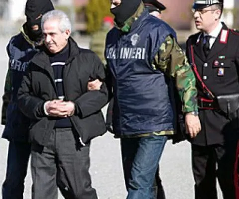 Poliţia italiană i-a arestat pe fraţii Russo, doi dintre cei mai periculoşi mafioţi