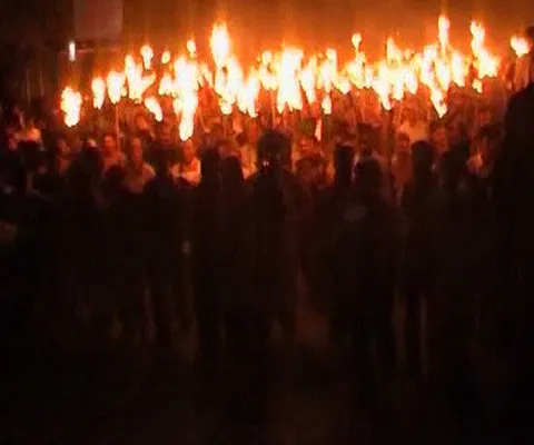 Maoiştii au organizat o demonstraţie cu torţe în Nepal, pentru alegerea unui nou guvern
