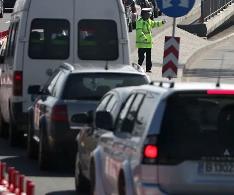 Traficul a fost îngreunat luni pe DN1 din cauza unui grav accident