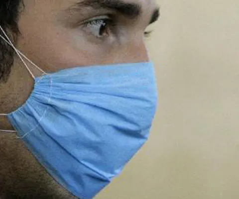 Rusia a înregistrat zece decese provocate de gripa nouă