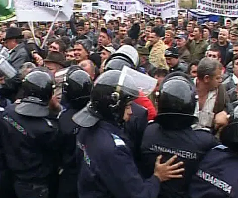 Fermierii au renunţat la protestele programate, acceptând soluţia Preşedinţiei de acordare a subvenţiilor