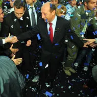 Băsescu la REALITATEA FM: În mod categoric, opţiunea mea va fi un guvern de dreapta, PD-L, PNL