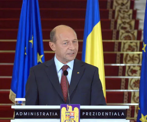 Băsescu: Preşedintele consideră corectă soluţia unui nou guvern după alegeri