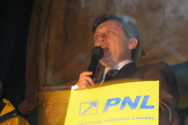Crin Antonescu în campanie electorală la Craiova
