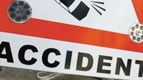 Şoferii cu accidente la activ vor plăti, în 2010, cu până la 200% mai mult pentru o poliţă RCA