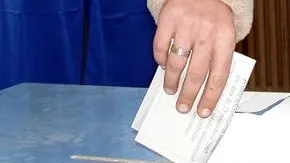 Românii din Spania şi Italia au început să voteze