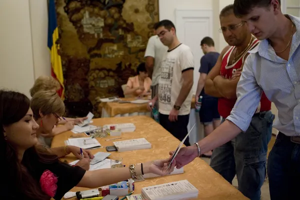 ALEGERI NECENZURATE şi EXIT POLL, duminică, la REALITATEA.NET!