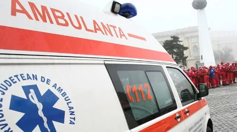 Accident grav în Sălaj: O maşină a fost proiectată într-un camion