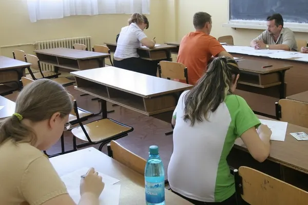 Înscrierea candidaţilor la bacalaureat se va face în perioada concediului fără plată a profesorilor