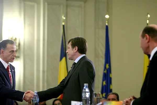 Traian Băsescu, la consultări: Doresc să avem guvern până la Crăciun