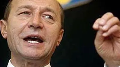 Băsescu revine: Realitatea TV şi Gardianul nu au avut avizul INEC