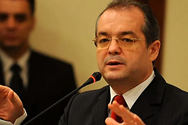 Boc explică de ce nu i-a mai pus miniştri pe Bogdan Aurescu, pe Orest Onofrei şi pe Cătălin Croitoru
