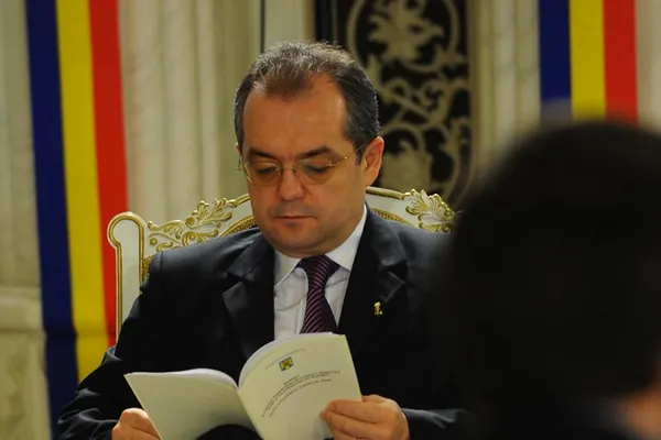 Emil Boc: Dacă Antonescu accepta postul de vicepremier, este invitat în guvern