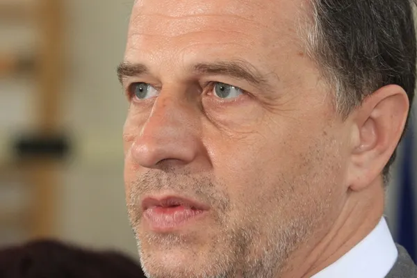 Geoană: Am vorbit cu Băsescu la telefon despre calendarul guvernului şi bugetului