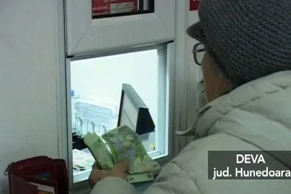 Sute de pensionarii hunedoreni au făcut împrumut la CAR pentru sărbătorile de iarnă