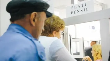 Pensionarii din Tîrgu-Mureş apelează la împrumuturi pentru a avea ce pune pe masă, de sărbători