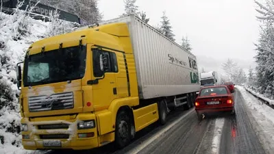 DN1 a fost blocat între Aiud şi Mirăslău, în urma unui accident rutier