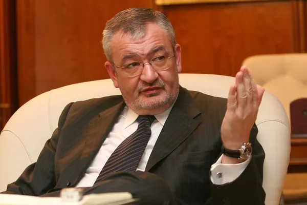 Vlădescu, ministru de Finanţe în Guvernul Boc. Află mai multe despre biografia acestuia