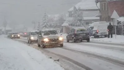 Traficul rutier a fost blocat pe DN 7, în judeţul Arad, din cauza unui accident rutier