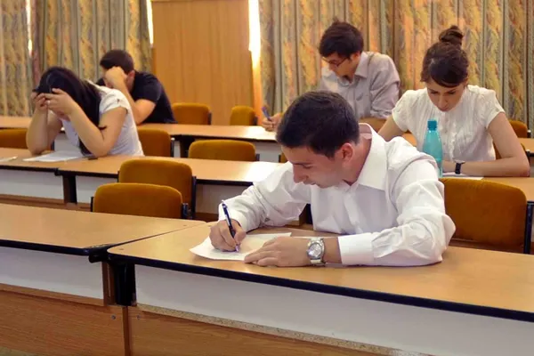 BACALAUREAT 2014. Ministrul Educaţiei spune că examenele de BACALAUREAT nu vor fi blocate