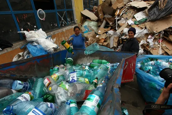 Revoluția ecologică în UE va duce la dispariția a zeci de produse din supermarketuri și restaurante