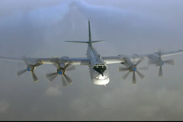 Două BOMBARDIERE RUSE, observate în apropierea spaţiului aerian BRITANIC