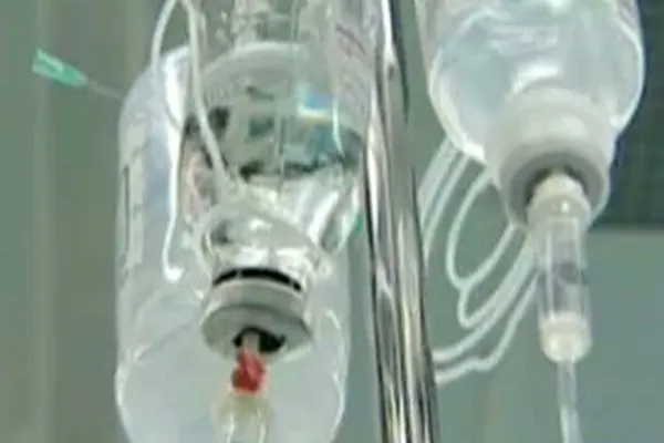 Bolnavii de cancer reacționează după ce Nicușor Dan a ținut la sertar o autorizație care putea salva vieți: Este o atitudine criminală