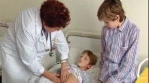 Numărul cazurilor de toxiinfecţii alimentare, în creştere. De ce alimente trebuie să ne ferim