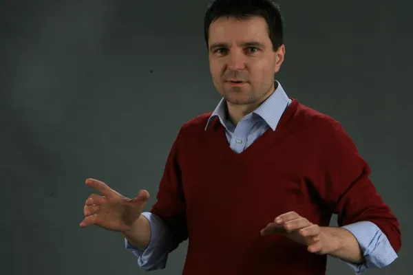 Nicușor Dan anunță că USR a strâns cele 200.000 de semnături necesare candidaturii