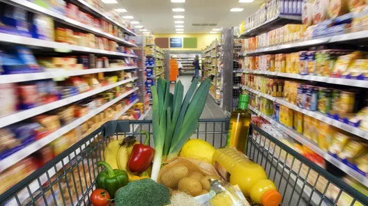 Alimentele din comert iti pot imbolnavi familia. Invata sa alegi produsele lactate si pestele